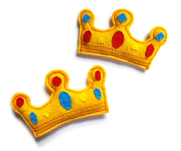 both sides of a crown cat toy