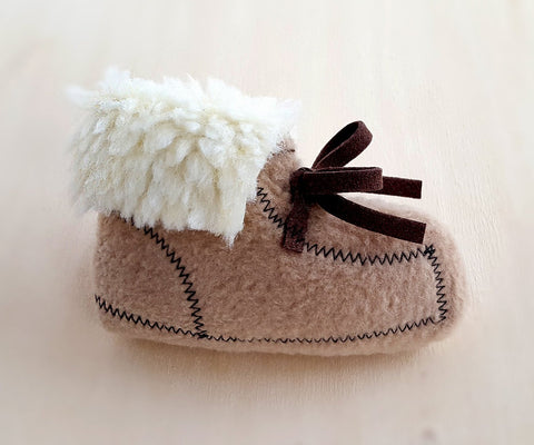Moccasin shoe Cat Toy